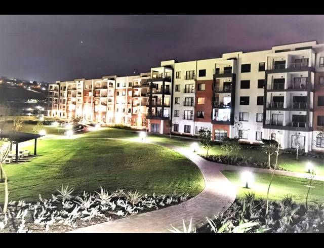2 BEDROOM APARTMENT TO LET IN WATERKLOOF RIDGE